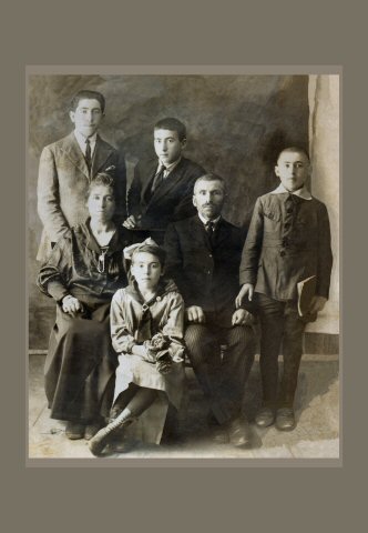 The Murowtchick Family